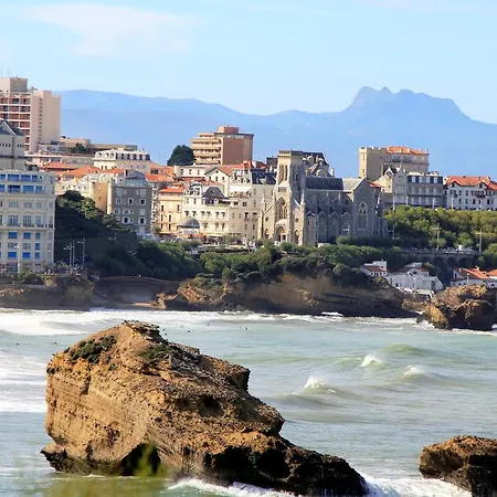 فندق De L'ocean 3*