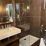 Hotel De L'Ocean Et Restaurant - Coeur De Ville 3* Biarritz