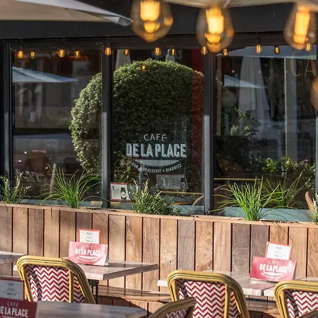 Hotel Restaurant De L'Ocean - Coeur De Ville, Proche Grande Plage Et Port Vieux Hotel 3*