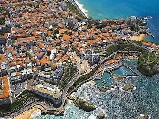 Hotel Restaurant De L'Ocean - Coeur De Ville, Proche Grande Plage Et Port Vieux